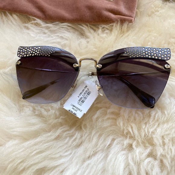 New authentic Miu Miu Sunglasses - Picture 8 of 8